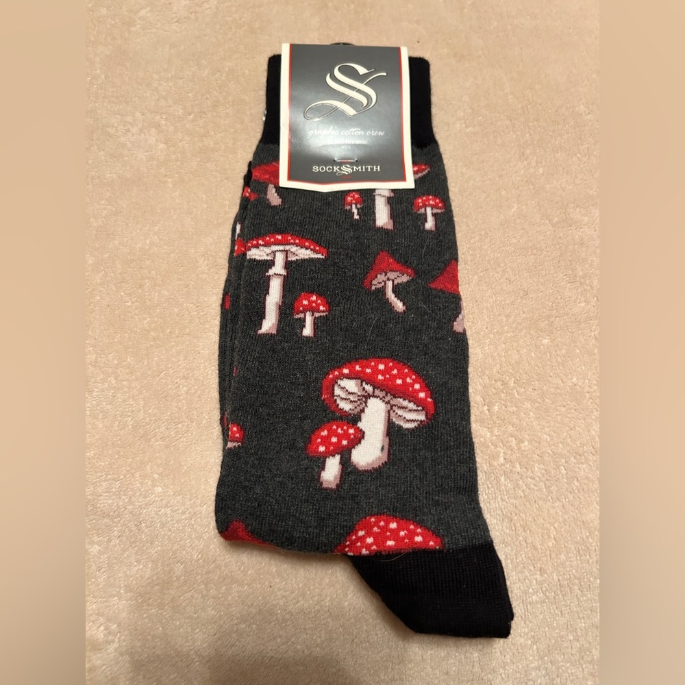 Ladies Gray Mushroom Socks